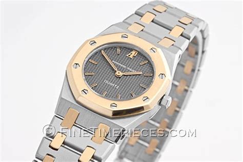 gucci watch saks off fifth